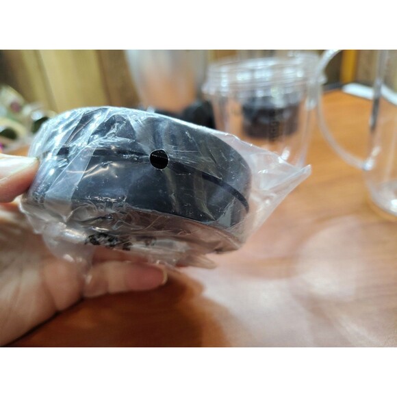 Magic Bullet 250w Mixer Blender Motor Lid Blade cups Tested MB1001B - Picture 11 of 11